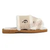 Top Designer Fur Slides Woody Flat Mules Sandálias Chlos Chinelos Bordados Linho Salto Alto Woodys Espadrille Cunha Mocassins Sliders Famosos Coach Beach Shoes 35-42