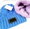 야외 비니 겨울 여성 남성용 모자 따뜻한 두꺼운 양모 니트 캡 패션 고품질 크리스마스 모자 용 Xmas