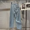 Kvinnors jeans prepomp 2023 Autumn Collection Rhinestone Hollow Out Light Blue Denim Pants Women Long Streetwear GL351