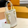 Luxurys Designers Bags Evening Bags Women Handbag Knitting Flower Embossed Shoulder Womenbags Crossbody Topbag Messenger Handbag Fashion Handbag