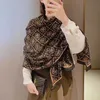 30% rabatt på halsduk Cross Circle Old Flower Classic Celebrity Light Luxury Temperament Simulation Silk Women's Autumn and Winter Scarf Big Shawl