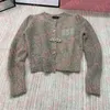 Designer-Frauen-Strickjacke mit Strass-Buchstaben, langärmelig, schmaler, kurzer Strick-Cardigan