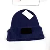 1 Stück Winter Mann Mode schwarz Mütze Frau Schädel Capsr warme Mütze Weihnachten Gife Männer Casual Sport bestickte Windhüte Unisex Damen Label Farbkappen