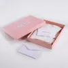 Cadeaupapier 200 stuks Op maat gemaakt Luxe Milieuvriendelijk Gerecycled Karton T-shirt Kleding Sjaal Verpakking Opvouwbare magnetische doos