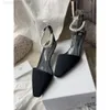 Toteme Designer Chaussures STRAP Satin Femmes noires Pumps Chaussures Perle Perle Italie 3,5 cm HIEL HEEL Taille européenne 35-40 Boîte d'origine REAL Photos