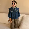 Jaquetas Casaco Infantil 2023 Outono Meninas Coreanas Bonito Doce Bordado Boneca Collar Jean Jaqueta Blusa