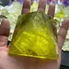 Dekorativa objekt Figurer 30-50 mm naturlig brasiliansk topas pyramid Gem Healing Prov 1PC 230912