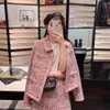 Kurtki damskie leiouna jesienna różowa tweed żeńska płaszcz dla kobiet garnitury elegancki styl towarzyski garnitur dwuczęściowy zestaw Chanda263m