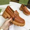 高品質の春と秋の熱い販売女性レザーラグソールローファー太い靴底靴クラシック女性靴ボックスサイズ35-41国際標準サイズ