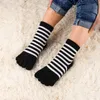 Femmes chaussettes coréen décontracté rayé sport blanc noir printemps automne coton thermique cinq orteils doigts bas pour enfants garçons filles