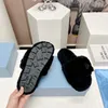 Luxury designer slippers Womens thick bottomed flat bottomed casual sandals Plush slippers Cross slip resistant and wear-resistant versatile strap box