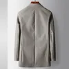 Herrgravrockar Mens Xlong Coat Slim Fit Single Breasted Casual Man Long Jacket lättvikt LAPEL Fall Windbreaker Overcoat Khaki Winter 230912