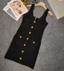901 XL 2023 Milan Style Runway-jurk Herfst Spaghettibandje Mouwloos Zwart Wit Paars Boven de knie Merk Dezelfde Stijl Empire Damesjurk Mode YL