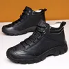 فستان أحذية الرجال أحذية دافئة فرو الثلج المضاد للذكور Ankel Plush Winter Sneakers غير رسمية للماء 230912