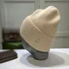 새로운 니트 모자 남성 여성 겨울 비니 두개골 캡 캐주얼 보닛 두꺼운 니트 캡 클래식 스포츠 단색 단백질 유니스시스 따뜻한 모자