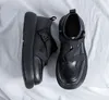 Brandnew Luxurno Black Plowers Men Sapatos de couro patente