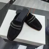 Brunello mode kvinnor tofflor låga klackar metall spänne läder casual skor lyx varumärke damer halva lider äkta läder fjäderpumpar loafers kvinnliga mulor 2023