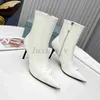 Botas de tornozelo de designer mulheres salto alto fino botas de couro de patente apontou dedos stilettos moda meia botas grossas com caixa