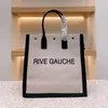 Rive Gauche Womens Trend Luxurys Designer Tote Barge Bag Bag Embroidery 3D Hands Handbag Top Linen Shopping Beach Pags Travel Crossbody Sa G2VX#