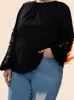 Kvinnors plus -storlek Tshirt Cotton Elegant and Youth Black Hollow ut Summer Long Sleeve Chubby Pleated Curvy T Shirts Erbjudande 230912