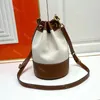 مصمم فاخر قماش بوسطن Bag Bag Celies Fashion Cross Body Handbags Bag Counter Bag Womens Mens أصلي جلدية بنية اللون