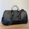 2022-Sac de sport de conception classique pour hommes femmes sacs de voyage en cuir marron noir poignée supérieure bagages gentleman affaires fourre-tout fourre-tout269p