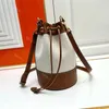 مصمم فاخر قماش بوسطن Bag Bag Celies Fashion Cross Body Handbags Bag Counter Bag Womens Mens أصلي جلدية بنية اللون