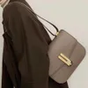 Demellier British Vancouver Tofu Bag Borsa piccola da donna a tracolla quadrata in pelle con una spalla2335