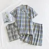 Vêtements de nuit pour hommes 2023 Pyjamas d'été mince à manches courtes 2 pièces costume short lavé coton simple japonais plaid service à domicile homewear