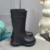 Mulheres Bota preta alta top Homens sapatos de grife arco design Confortável à prova d'água sapatos de água Rainboots Borracha Moda Casual sapatos de cano alto