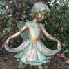 Decoratieve objecten beeldjes Emily Flower Fairy in bronspatina Patio groot beeld 230912