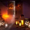Dekorativa blommor kransar halloween krans simulering svart gren kransar med rött LED -ljus 42 cm kransar för dörrar blomma girland halloween dekoration 230912