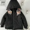 Vestes 2023 Nouveaux enfants Puffer Down Manteaux Designer Luxe À Capuchon Réversible Plaid Manteau Mode Filles Garçons À Capuche Hiver Chaud Canard Vers Le Bas Vestes Noir Bébé Vêtements