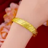 Bangle Classic Gold Color Armband för kvinnor Engagemangsmycken Slidbar Blessing Star Meteor Dusch Bride Wedding Birthday Present