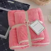 Designer um conjunto de toalha de algodão puro c luxo designers rosto toalha e toalha de banho lavagem macia banho casa absorvente homens mulheres panos 279w