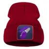 Bérets Seau de peinture violet Spill It Design Chapeau tricoté Personnalité Casquettes de conducteur en plein air Coupe-vent Coton Matériel Hommes Chapeaux de randonnée