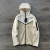 Tekniska fleece Mens Mäns jacka Ytterkläder Kvinnor Rockar upp Hooded Sports Jackets Spring Zip Autumn and Designer Tech Qunfh