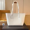 City Tote Bag Luxury Bag designer väska shoppingväska med sugspänne klassiskt mönster snygg och hållbar coa ch stor kapacitet bästa ryggsäck cooach för resor c väska