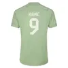 KANE MUSIALA 23 24 voetbalshirts BAYERN SANE KIMMICH MÜNCHEN MULLER DAVIES COMAN 2023 2024 Oktoberfest voetbalshirt GORETZKA GNABRY MINJAE jersey Heren Kindertenue