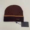 Homens de luxo Designer Beanie Padrão Clássico Mulheres Beanies Impresso Chapéu À Prova de Vento e Resistente ao Frio Presente Stripe Skull Caps no Outono e Inverno Chapéus