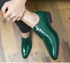 Luxury Designer Pointed Glossy Green Black Brogue Oxford Shoes For Mens Formal Wedding Prom Dress Homecoming Zapatos Hombre For Boys Party Dress Boots