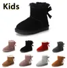 2023 Kinderstiefel Schneestiefel Designer Kinderschuhe Winter Classic Mini Boot Botton Baby Jungen Mädchen Ankle Booties Kinderfell Wildleder 22-35