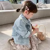 Chaquetas para niñas, abrigo vaquero, vestido Floral, moda de primavera 2023, chaqueta vaquera con perlas para niños, chaqueta holgada Kawaii para niños, princesa