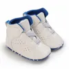 First Walkers Classic Fashion Buty Baby Casual Boys and Girls Soft Bottom Chrzty Sneakery Freshman Comfort Walking 230914