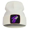 Bérets Seau de peinture violet Spill It Design Chapeau tricoté Personnalité Casquettes de conducteur en plein air Coupe-vent Coton Matériel Hommes Chapeaux de randonnée