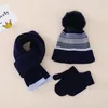 Bérets Hommes Automne Hiver Garder Au Chaud Ensemble Bonnet Gants Écharpe Mâle Laine Fil Tricoté Silencieux Chapeau Bonnet Bonnets Costumes Pour Enfants