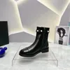 Frauen Süße Stiefel Mode Weibliche Runde Kappe Dicken Boden Leder Zipper Stiefeletten Neue Marke Damen Perle Decort Outdoor Wohnungen schuhe