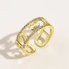 Nuevo estilo Anillos de diseño Nail Women Diamond Letter 18k Chapado en oro Cobre Dedo Anillo de amor ajustable para mujer Fiesta de lujo Wedd289u