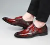 Męski klasyczny krokodyl ziarno skórzane mikrofibra skórzane buty zwykłe buty męskie Pasek Kluczowe imprezowe mokasyna ślubne Moccasins Mężczyźni