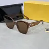 Gafas de sol de diseño Gafas de sol de tendencia retro para mujer Gafas de regalo ocasionales poligonales Gafas polarizadas con protección UV y sombreado de playa con caja de regalo